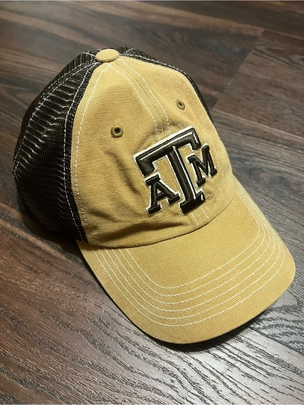 Texas A&M Aggies Mesh-Back Trucker Hat SnapBack Tan Canvas Top of the World